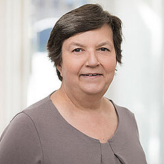 Grazyna Piegrzyk Portraitfoto Grazyna Piegrzyk Zentrale Dienste Buchhaltung
