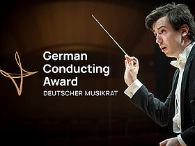 Dirigent mit Dirigierstab: TExt German Conducting Award