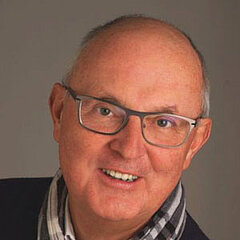 Portraitfoto Hartmut Karmeier